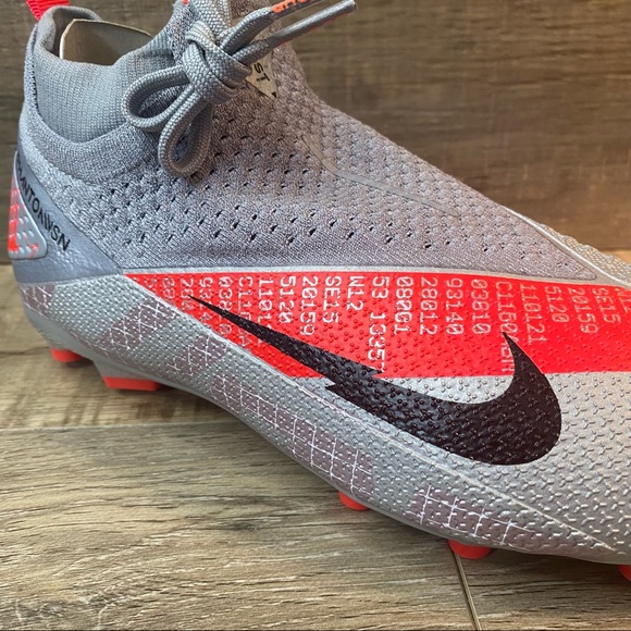 Nike JR Phantom VSN 2 Elite DF FGMG ‘Metallic Grey - Picture 3 of 7